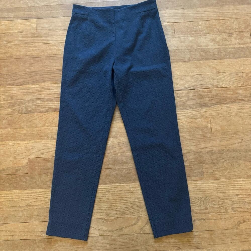 Taylor Brooke navy blue embossed high-rise straight leg ankle pants size 2
 b24